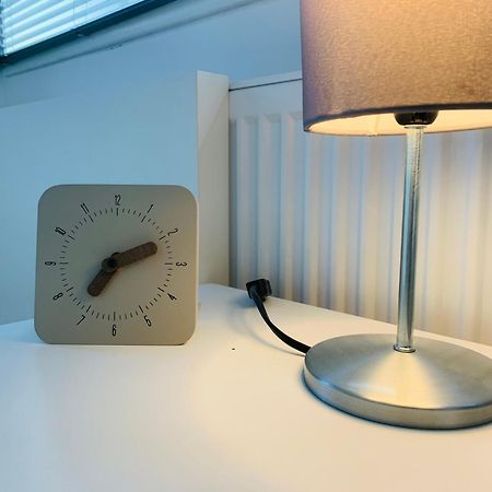 Feddersen Living Kernsanierte Ferienwohnungen - Gemuetlich - Netflix - Voll Ausgestattet - Zentral Brunsbuttel Ruang foto