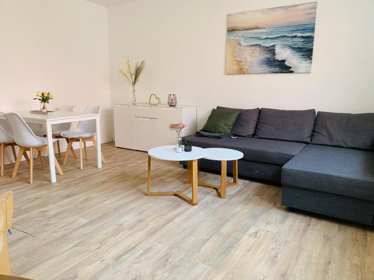 Feddersen Living Kernsanierte Ferienwohnungen - Gemuetlich - Netflix - Voll Ausgestattet - Zentral Brunsbuttel Bagian luar foto