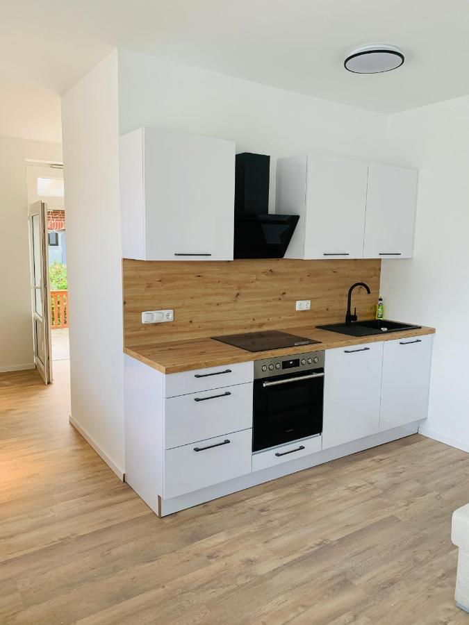 Feddersen Living Kernsanierte Ferienwohnungen - Gemuetlich - Netflix - Voll Ausgestattet - Zentral Brunsbuttel Bagian luar foto