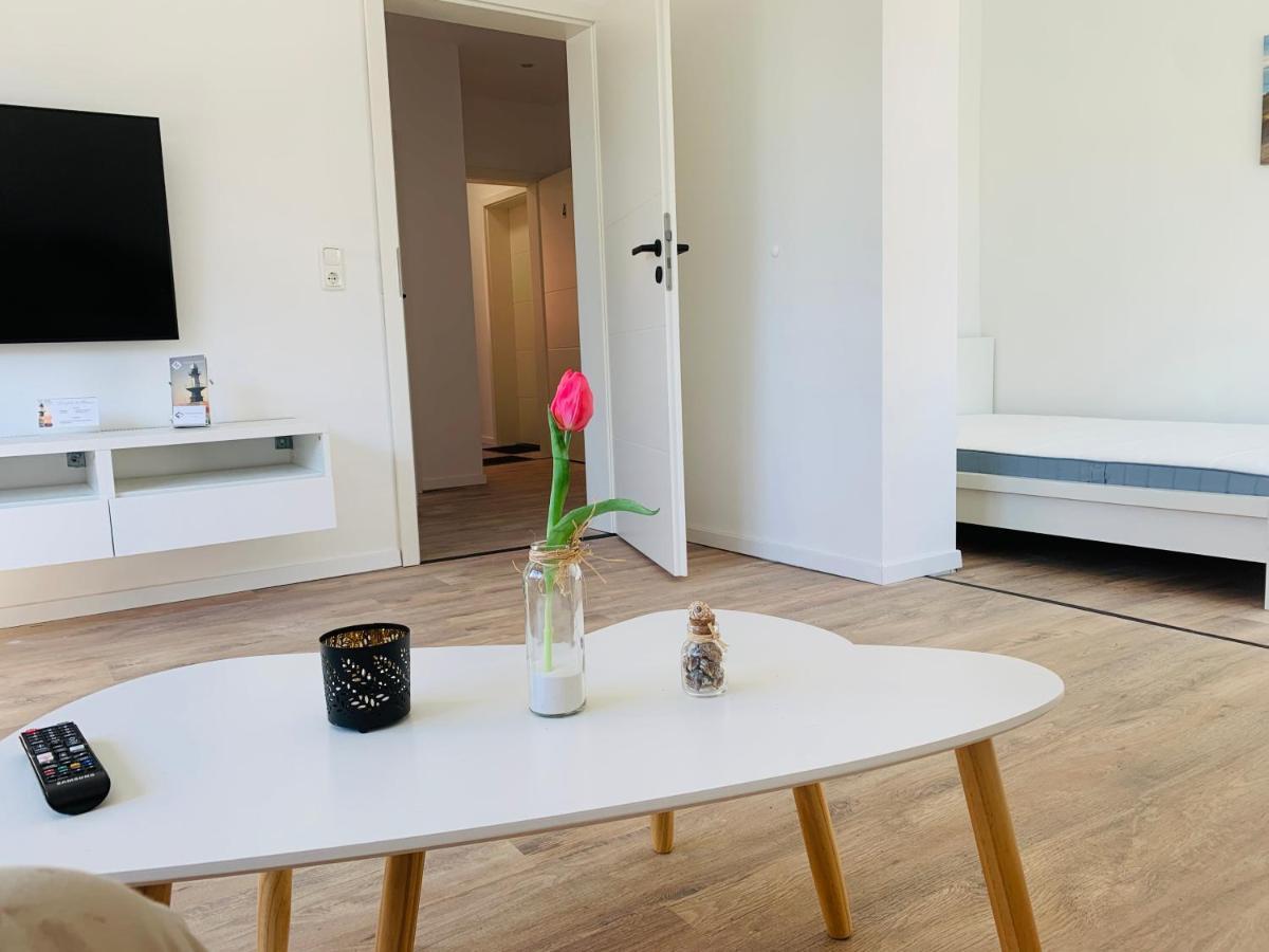 Feddersen Living Kernsanierte Ferienwohnungen - Gemuetlich - Netflix - Voll Ausgestattet - Zentral Brunsbuttel Bagian luar foto